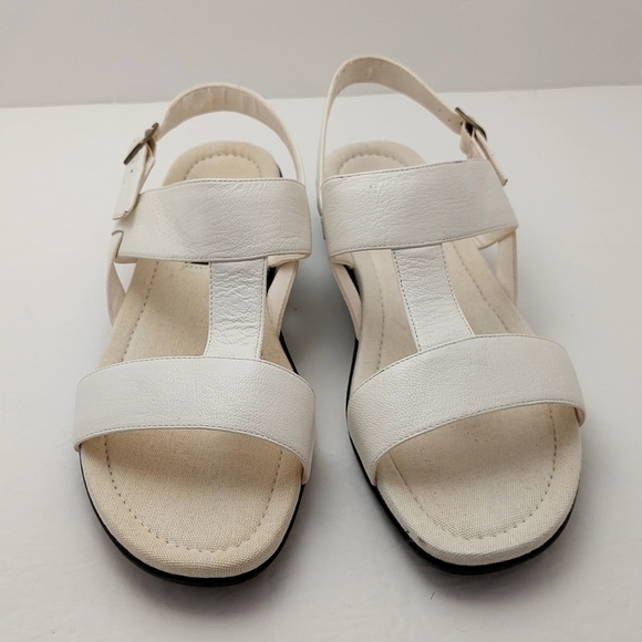 Easy Spirit Woodley White Women's Size 9 1/2 9.5 M Casual Sandles Kashi Kid - Picture 3 of 12